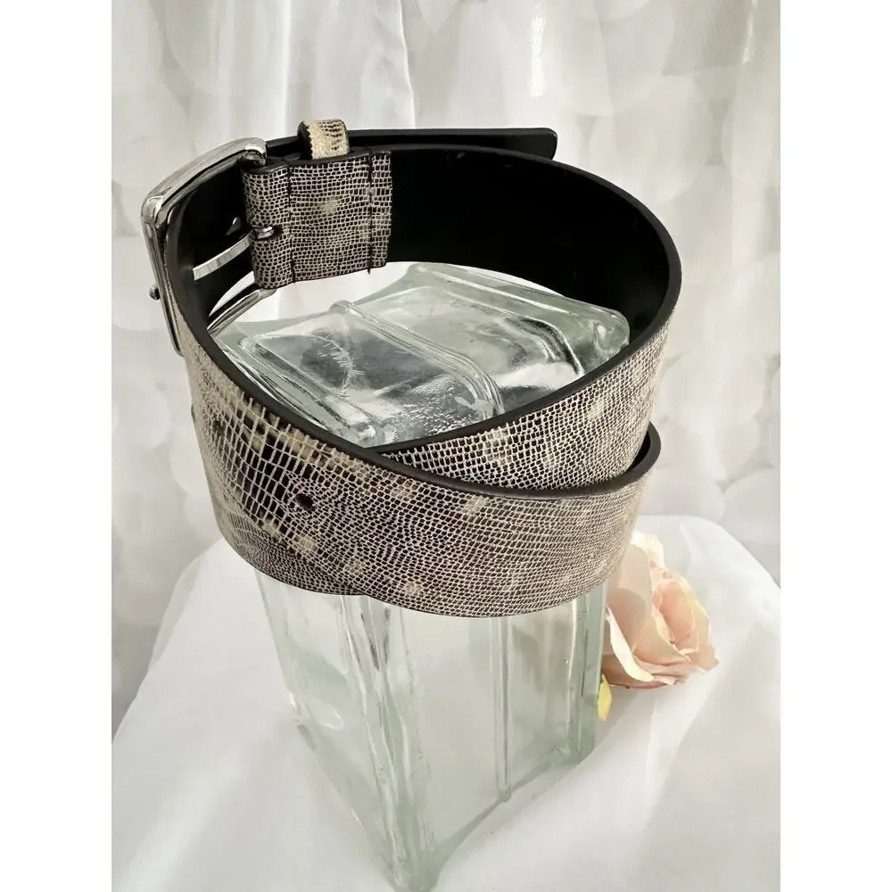 VTG WCM New York Women’s small genuine Italian leather belt animal print silver